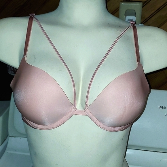 Victoria secret push up 32c - Picture 1 of 6